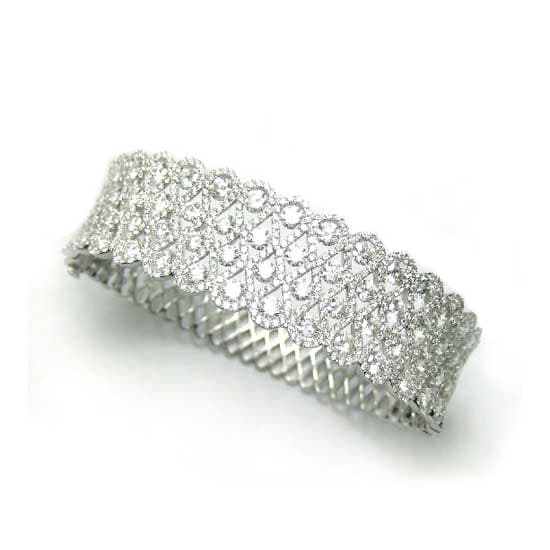 18K Diamond Bangle