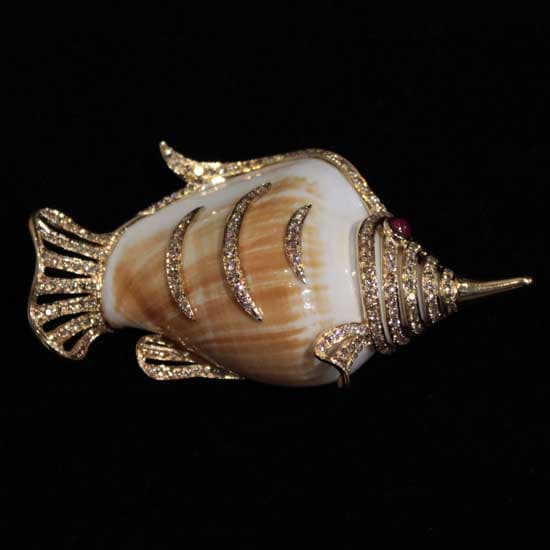 18K Gold Diamond Pendant