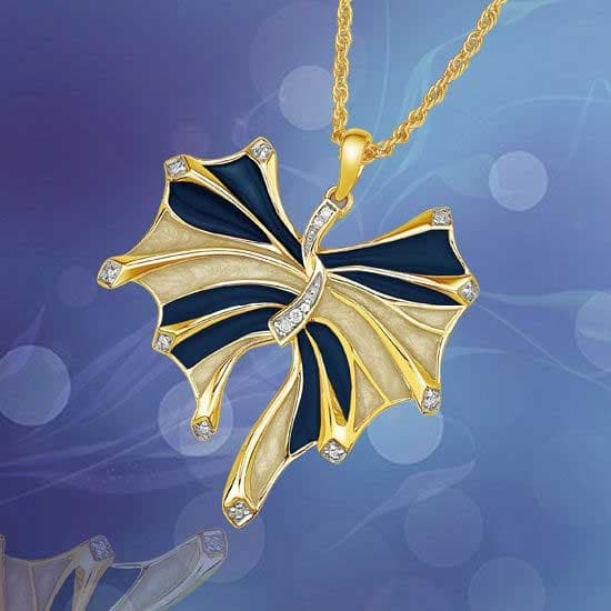 Bow-Shaped Silver Pendant