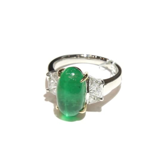 Emerald Gemstone Ring 