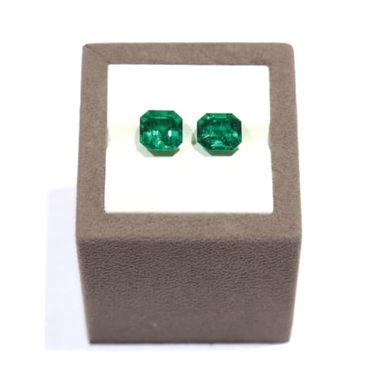 Emerald Pair