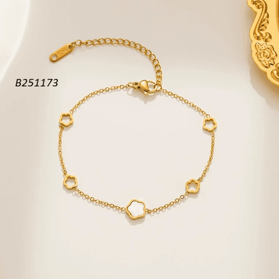 Fashion ladies bracelet