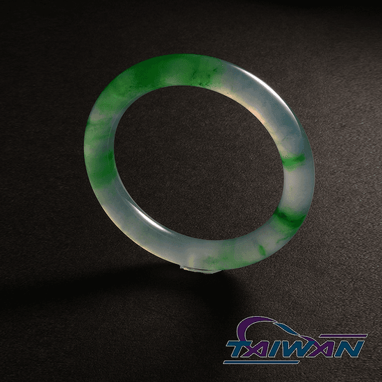 Jadeite Bangle