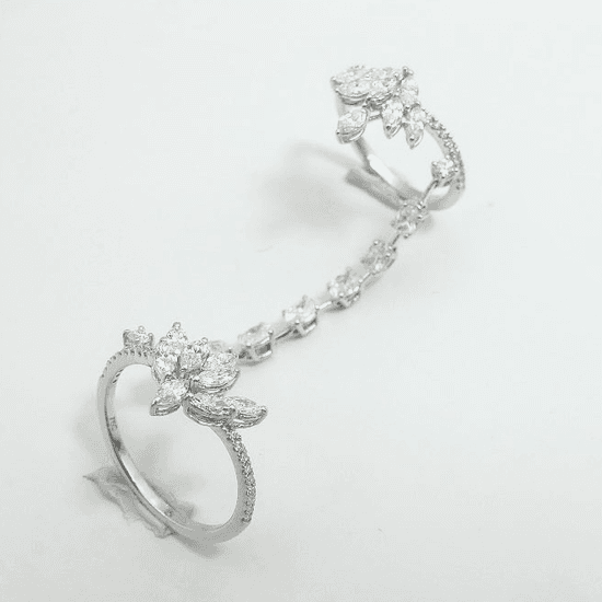 Long Finger Ring 
