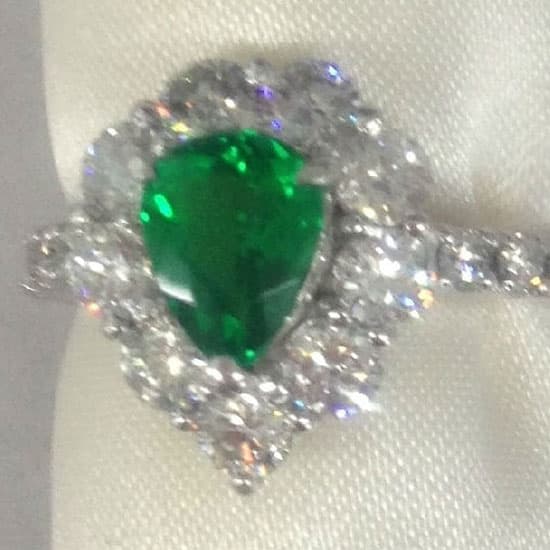 Oval-Cut Emerald