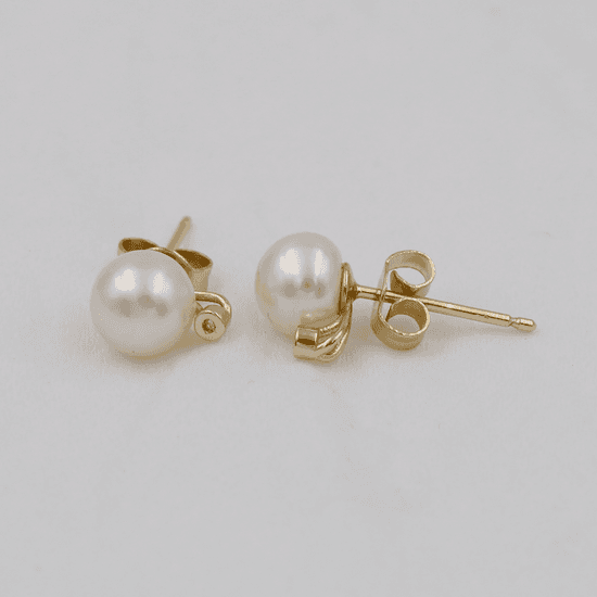 Pearl Earring