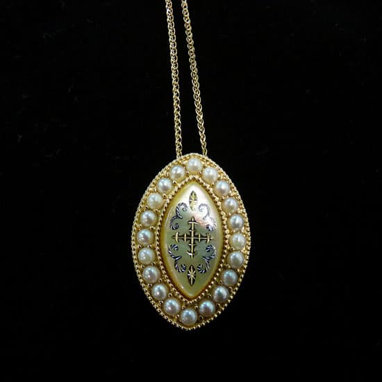Pearl Necklace