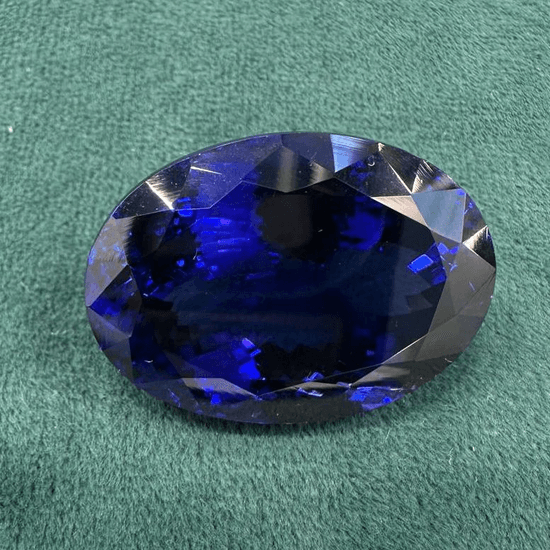 Sapphire gemstone