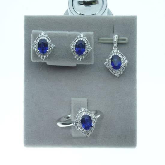 Sapphire set
