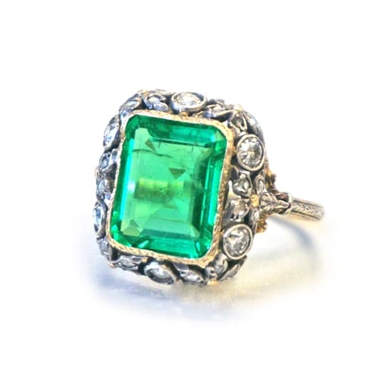 Uccellati Emerald Ring